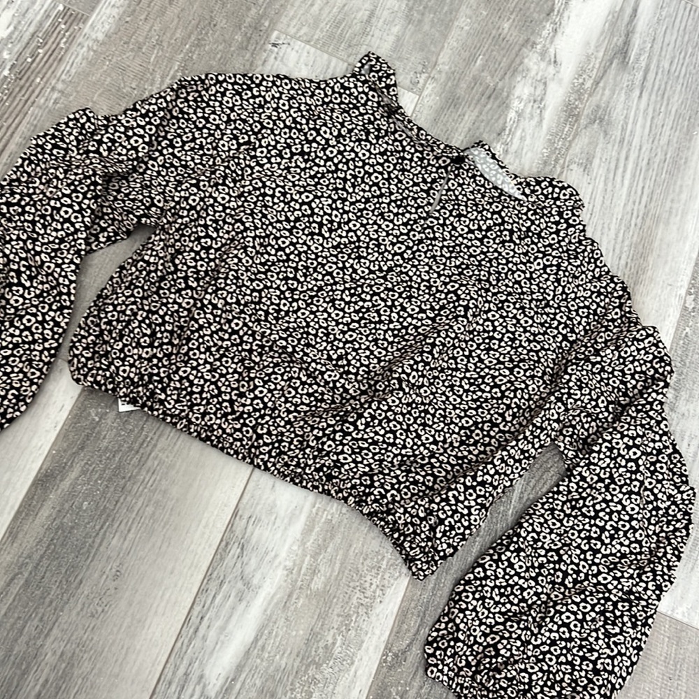 Zara Printed Ruffled Blouse - Picture 7 of 7